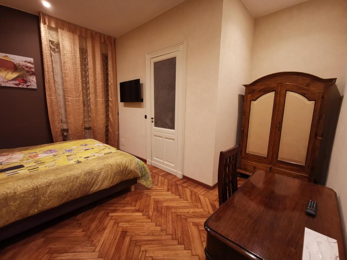 B&B Ad Quintum Torino Collegno Exterior photo
